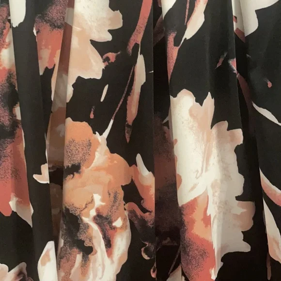 See You Monday Art Deco Floral Skirt Size Small 🥀 - Picture 3 of 5